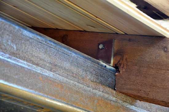 brackets at cedar beams