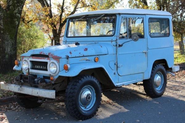 1969 Toyota FJ40 Land Cruiser