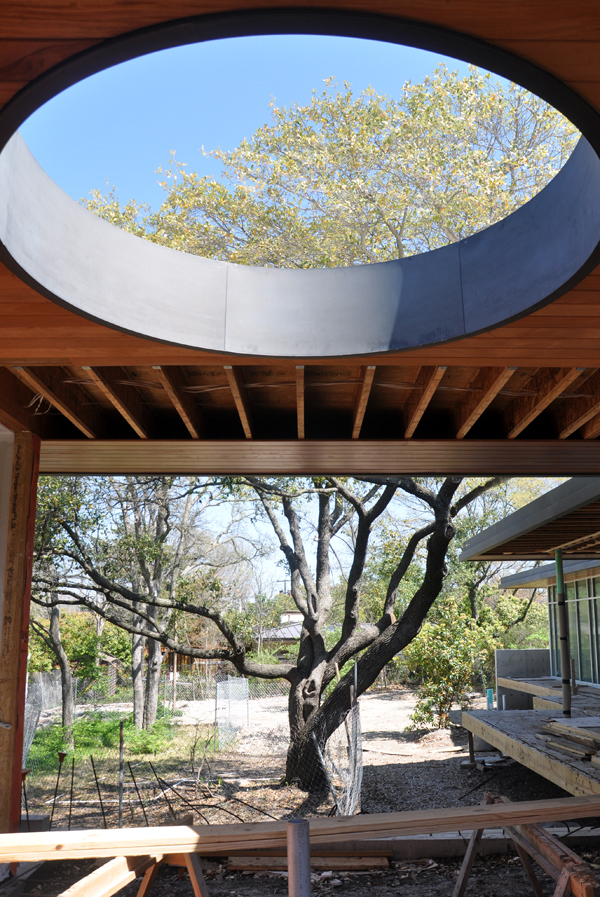 The Oculus cooking porch: view towards the rear yard